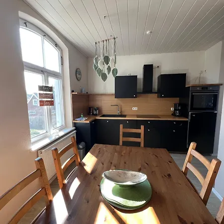 Mare Whg6 דירה *